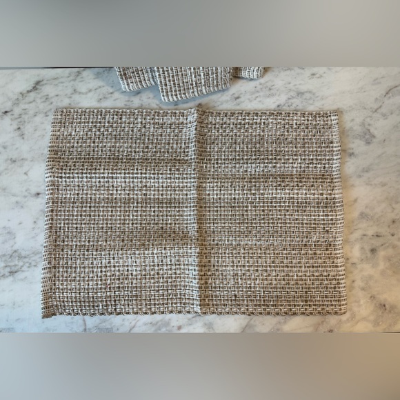 NWOT set of 4 jute natural bone woven placemats - Picture 2 of 5